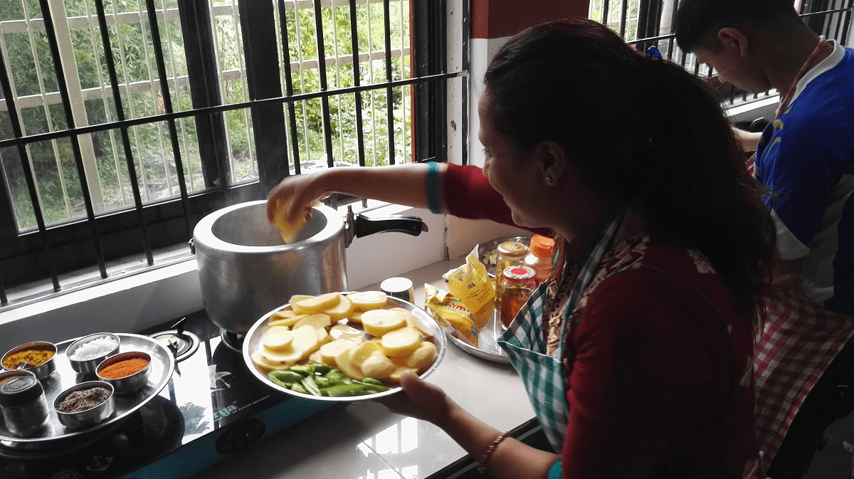 Cooking class in Kathmandu while volunteering in Nepal with VoluntEars