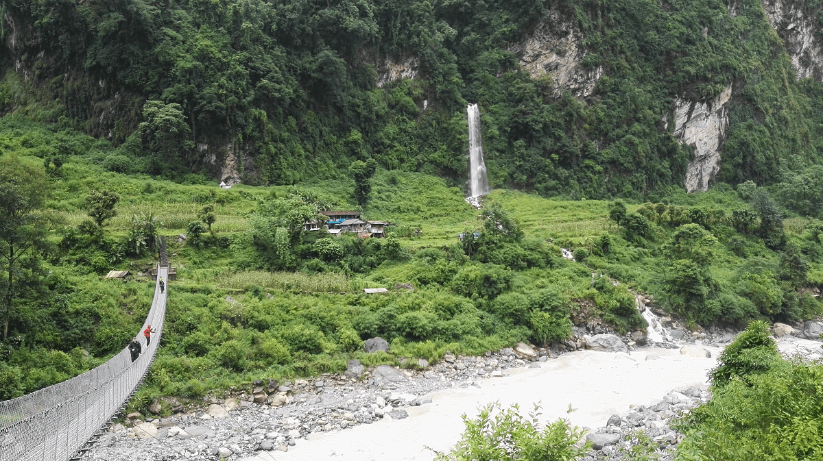 Trekking in the Himalayan mountains in Nepal as part of a deaf volunteering trip with VoluntEars