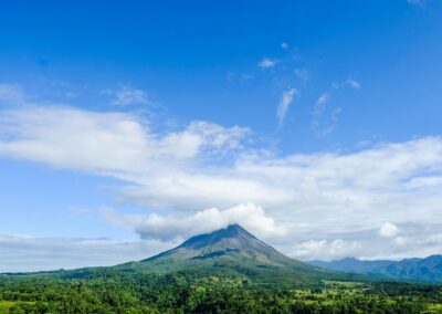 Arenal Volcano in Costa Rica which you will visit on a trip with VoluntEars